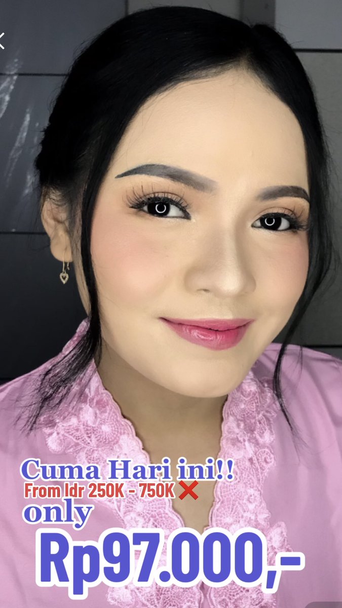 byayumua's tweet photo. Special my day🥳
makeup regular cuma Rp97.000* 🥰
❗️Hanya berlaku untuk booking di hari ini
#regularmakeup #graduation #bridesmaids #party #birthday #engagement #fotoshoot #sangjit #prewedding #muamalang #muajakarta #muasurabaya #muasidoarjo https://t.co/ZepF233pyI
