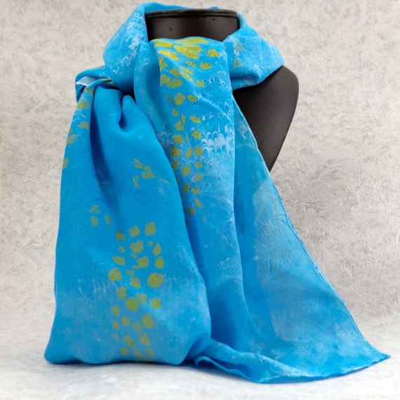 MightieMakers's tweet photo. This beautiful one-of-a-kind, hand-crafted, long, floaty, 100% silk scarf, has been decorated with the marbling technique by @BeautyMarbled and would be perfect for summer 🌞

Find this in their #ConsciousCrafties shop here https://t.co/8onwruEVuU

#SBS #SBSWinners #HandmadeGifts https://t.co/VrG5sHUIWR