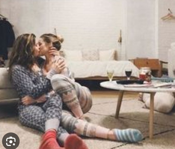 هلاو حبايبي
مشتهيه سحاق
السحاقيه تراسلني 💔