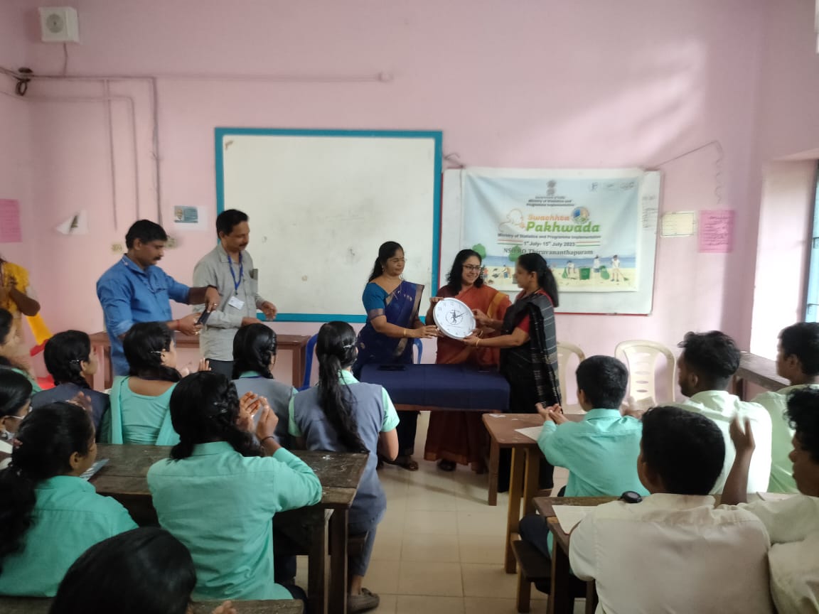 santhosh_san_p's tweet photo. Activities pursued by NSO, Regional Office, Thiruvananthapuram,as a part of Swachhata Pakhwada celebration.Planting of saplings, conduct of drawing painting competition in schools,prize&amp; certificate distribution were done.
#SwachhtaPakhwada  @GoIStats @swachhmospi https://t.co/A823YUe9bd
