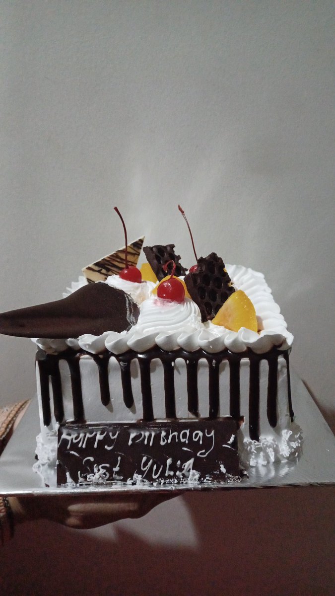 Julia_bts7's tweet photo. #Happy10thAnniversaryARMY https://t.co/coxbTtQYyL