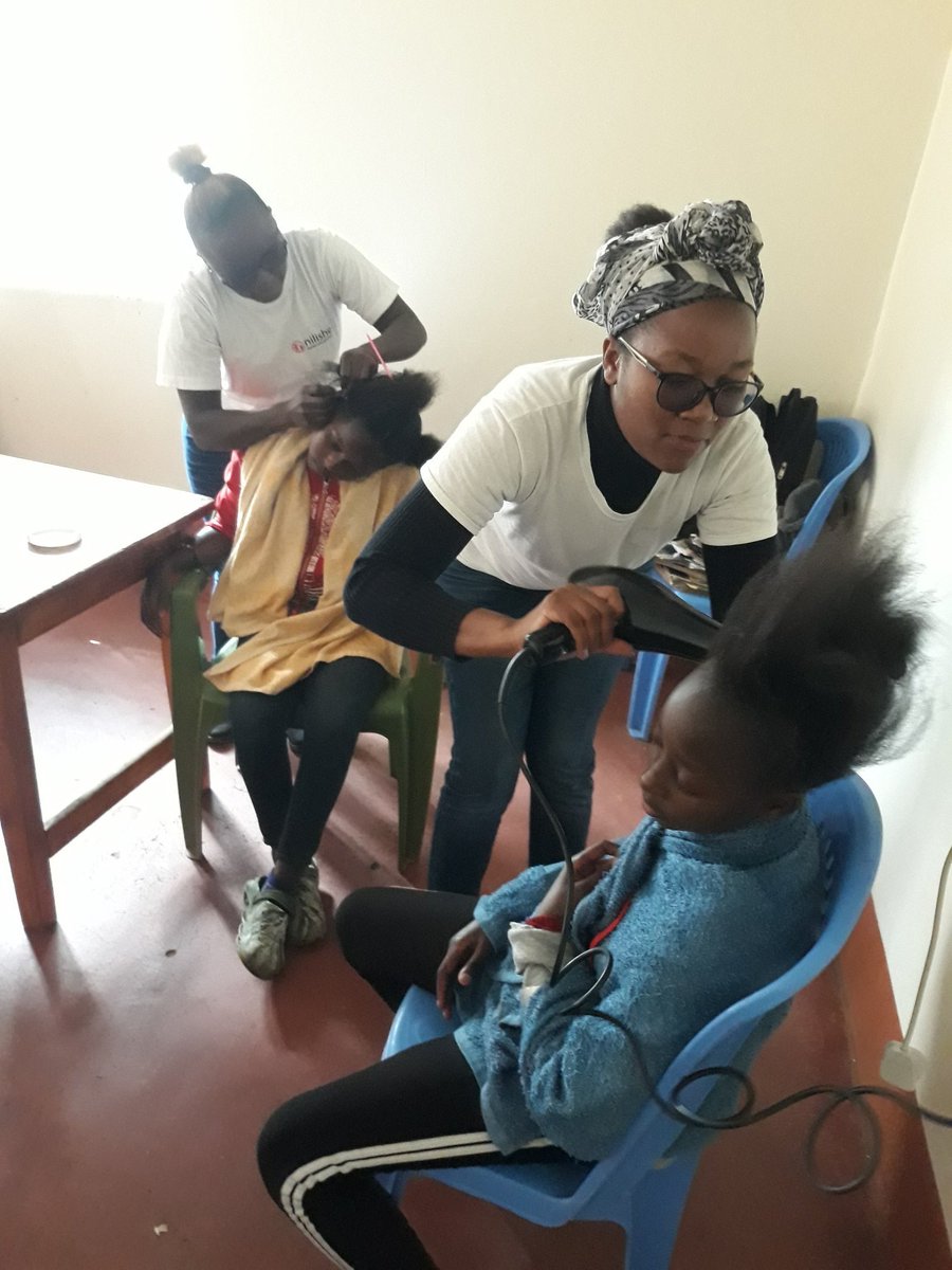 MsetoCharityGrp's tweet photo. We did it. And The kids were happy. 
#MsetoNdioBest https://t.co/FOA66tTcjz