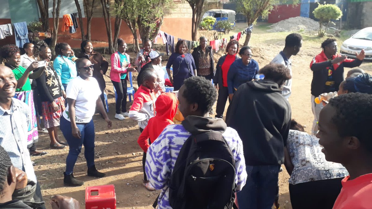 MsetoCharityGrp's tweet photo. We did it. And The kids were happy. 
#MsetoNdioBest https://t.co/FOA66tTcjz