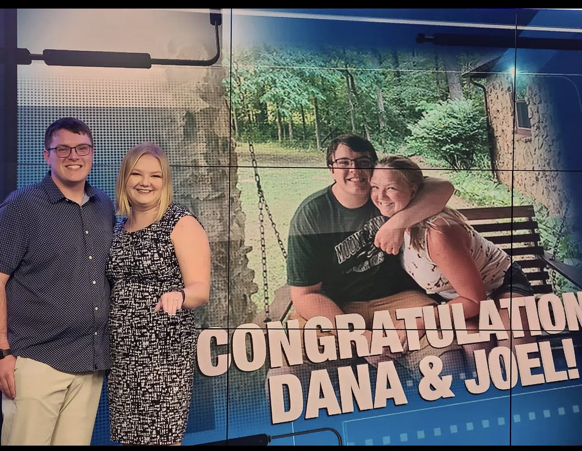 Breaking news! I’m engaged! ❤️💍