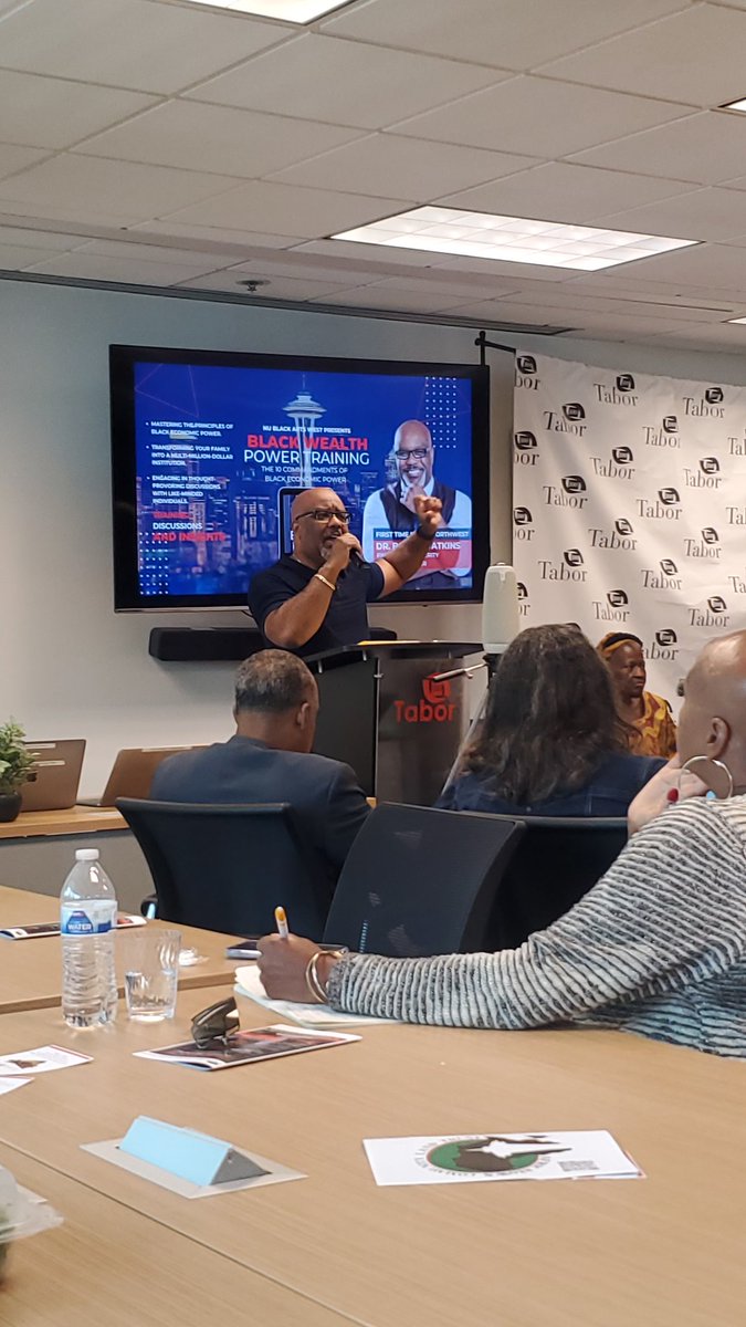 Incredible morning with <a href="/drboycewatkins1/">Dr Boyce Watkins - Wealth is Power</a> at the Black Wealth Power Training! His first time ever to PNW. You are welcome back ANYTIME. Thank u for sharing with us! #blackwealth #economics #wealthmindset  #10commandments #Tabor100