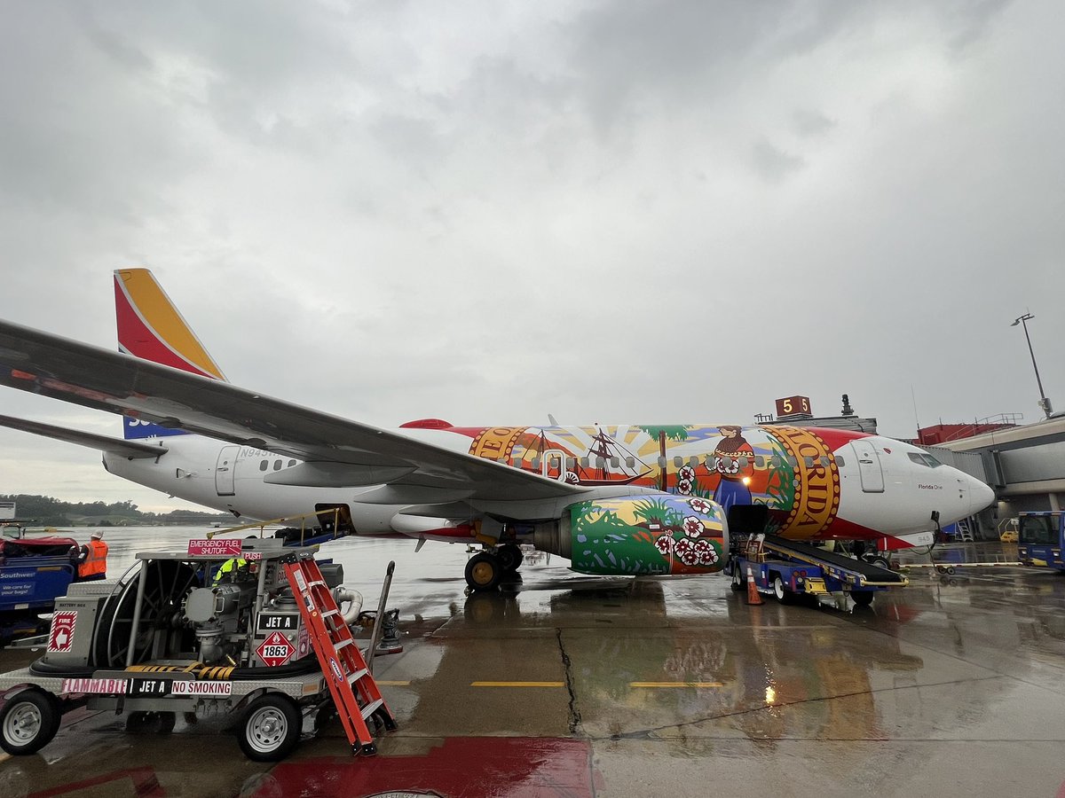 SkylinerPilot's tweet photo. Working the Mother Ship today… #FloridaOne https://t.co/OBA3pZ6cEi