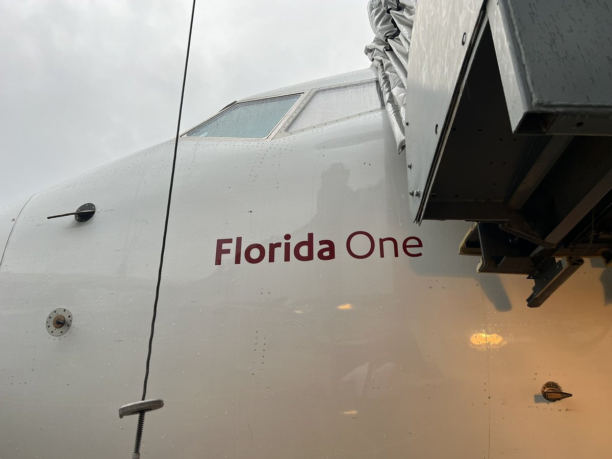 SkylinerPilot's tweet photo. Working the Mother Ship today… #FloridaOne https://t.co/OBA3pZ6cEi