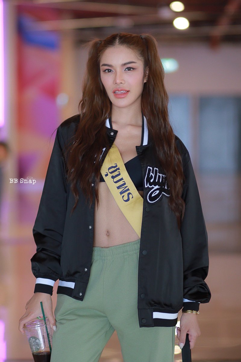 bb_phoenix9's tweet photo. ถ่ายภาพเก็บไว้เยอะมากๆ ภาพบางภาพยังไม่เคยเห็นเลย วันนี้มีโอกาสได้นั่งดูภาพที่ถ่ายไว้ ภาพน่ารักเยอะมาก ขอลงเก็บไว้ซักนิด @aoomkap
#aoomtwp
#อุ้มทวีพร
#snappbbb https://t.co/ywZ2Y7YHFV