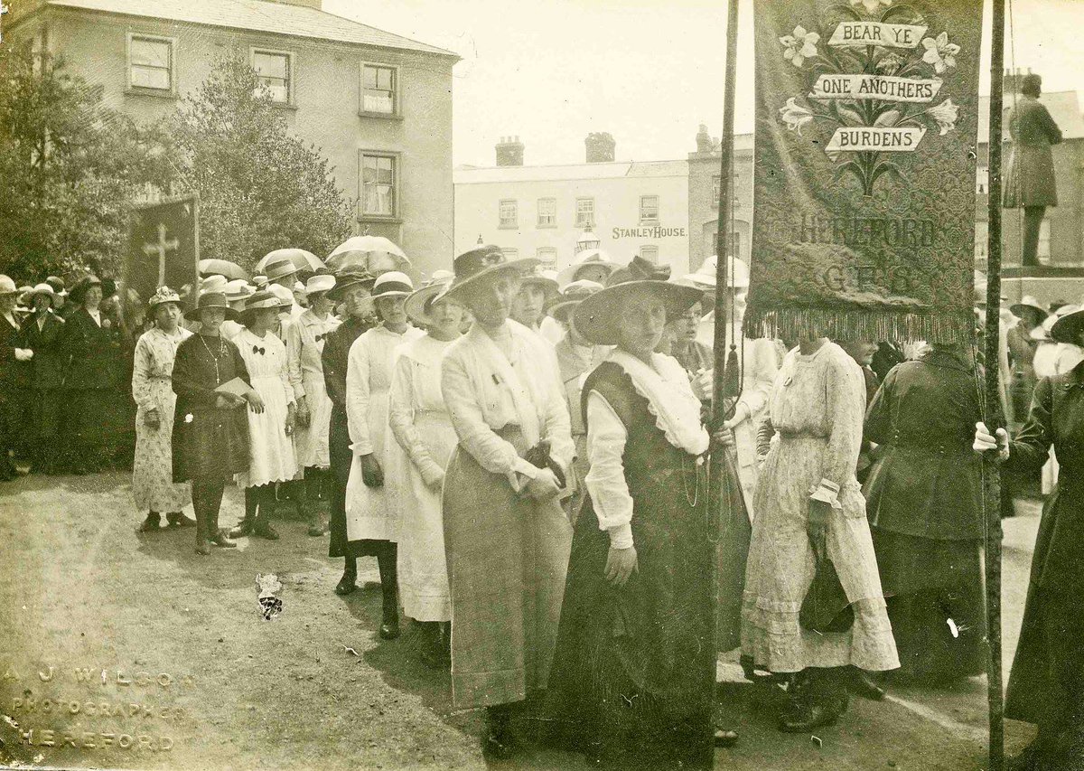 <a href="/JamesKel1/">James Kelly</a> <a href="/herefordtimes/">Hereford Times</a> <a href="/BNArchive/">The British Newspaper Archive</a> GFS was set up in 1875, national organisation for working class young women. There was an active branch in #Hereford &amp; they used to have rallies &amp; other events. These images have been erroneously identified as #suffragettes, but it is a Hereford GFS rally 31 July 1919.