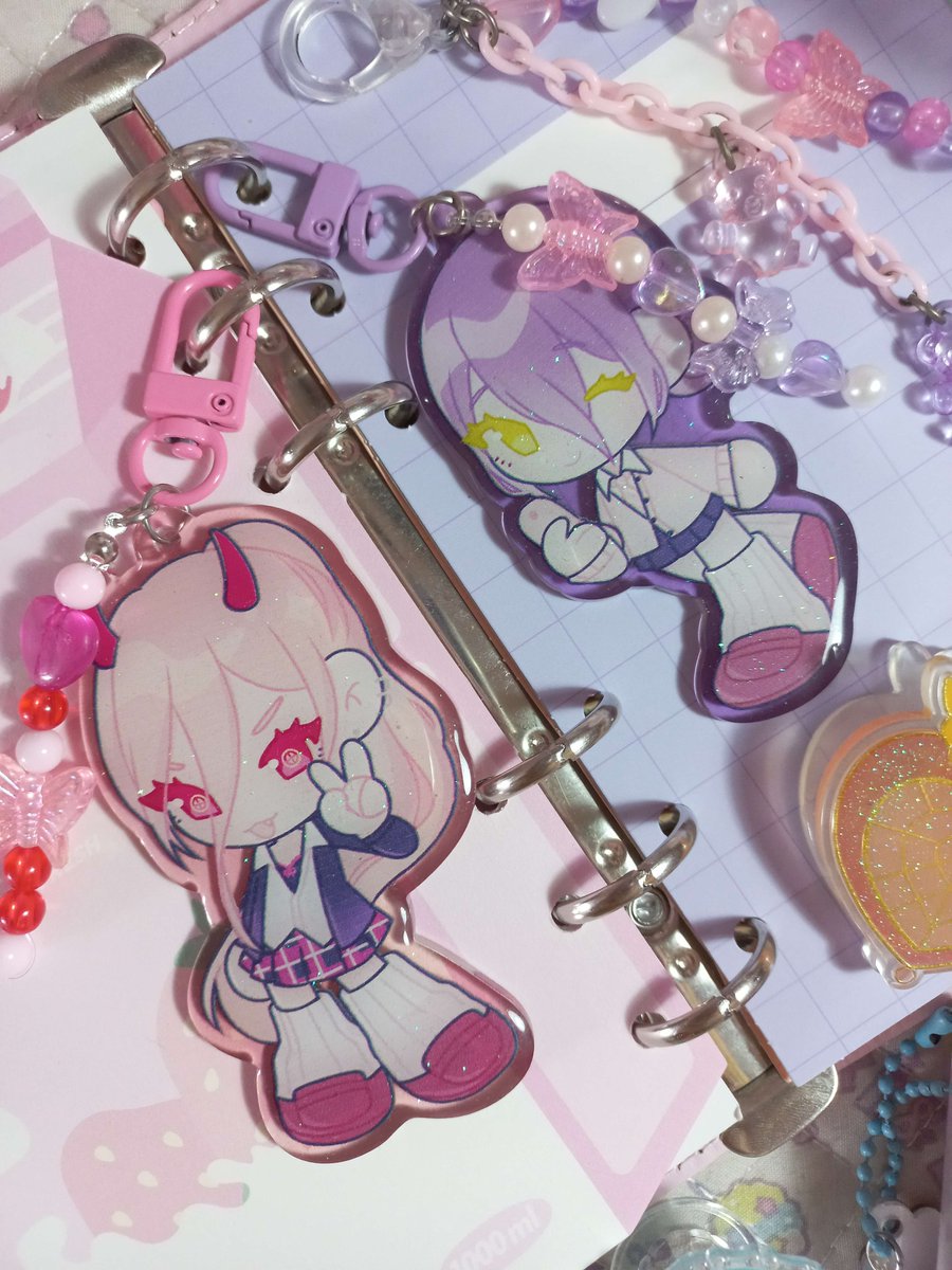 「[ RTs  ] csm keychains back in stock on 」|𝙖𝙧𝙞𝙨𝙖 🐱🍒 cf16 G27-28のイラスト