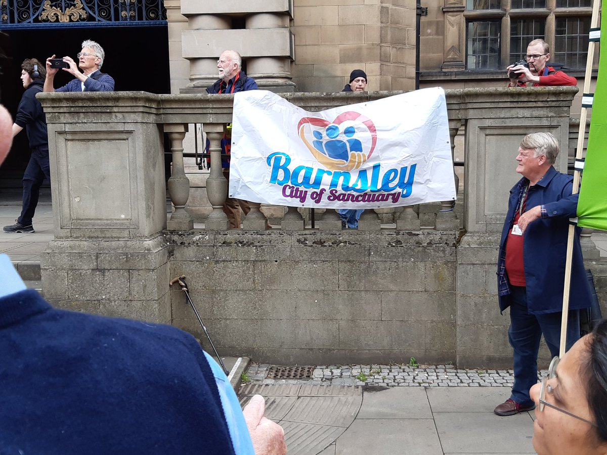 GeorgeArthur5's tweet photo. Large lobby of Sheffield Council meeting in support of motion reaffirming Sheffield as a City of Sanctuary. Pleased to show support from Barnsley City of Sanctuary and Barnsley Stand Up To Racism. Say it loud, say it clear - Refugees are welcome here! https://t.co/EtBJvPPOpn