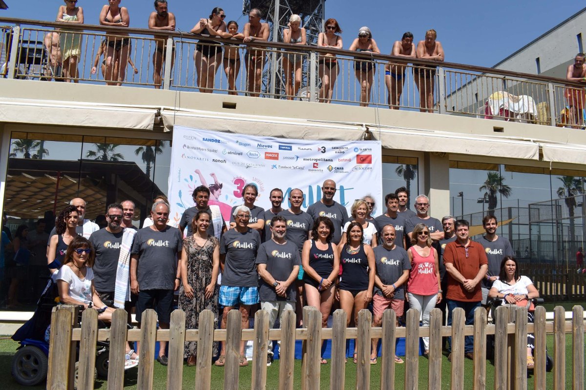 Ens hem tornat a mullar 💦 i ha tornat a ser màgic!

Hem celebrat els 3⃣0⃣ anys amb castells a BCN <a href="/CNAB_oficial/">Club Natació Atlètic-Barceloneta</a>, Girona, Reus i Gimenells. L’esforç 💪 dels castellers és símbol de la tenacitat de les persones amb EM.

Si no t’has #Mullat2023, fes-ho a mullat.cat.