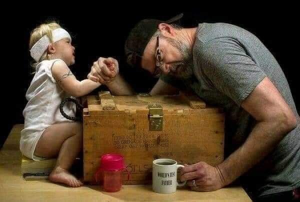 AminullahRosyid's tweet photo. ننهزم دائماً أمام من نحب .. ليس لأنهم أقوياء .. 
بل لأن قلوبنا تقف في صفهم 

Kita selalu kalah oleh orang yang kita cintai ...
Bukan karena mereka kuat, tapi karena hati kita ada di pihaknya. ❤️ https://t.co/onsiH6roUb