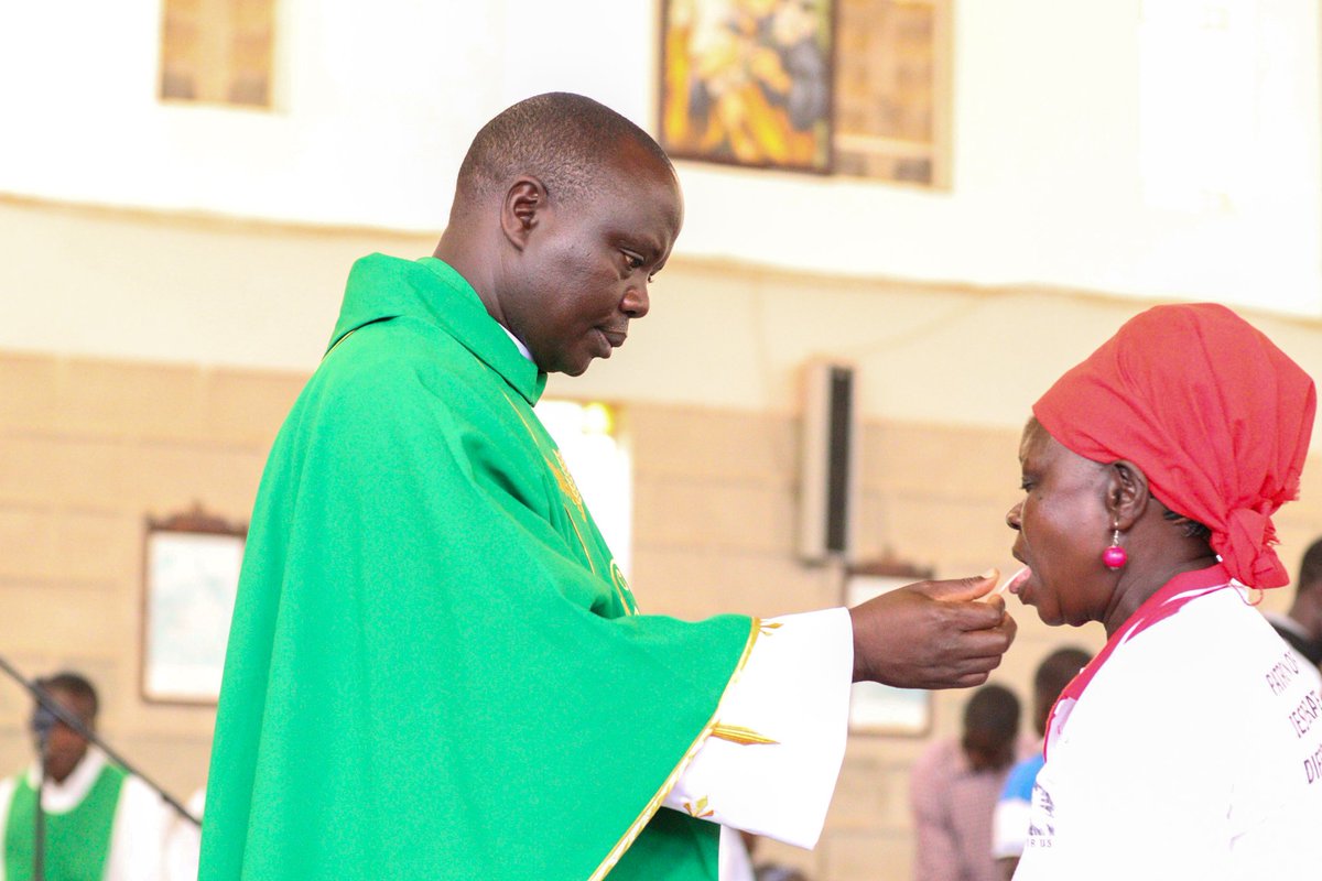 Joined fellow brethren for Mass at my country home church, St. Nicholas Catholic Church, Port Victoria, led by Fr. Idodi. "The LORD is my shepherd; I shall not want. He maketh me to lie down in green pastures: he leadeth me beside the still waters. He restoreth my soul" Psalms 23