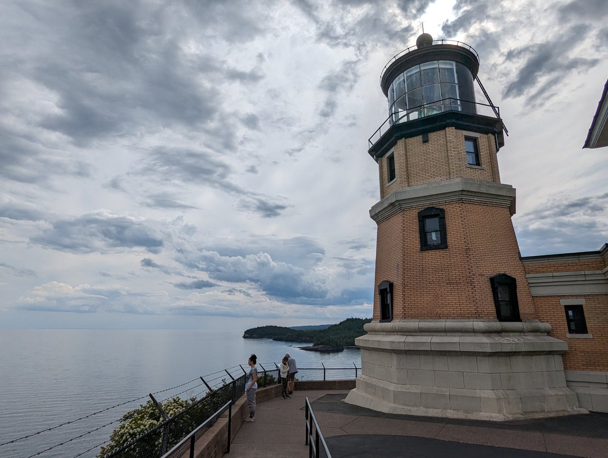 PlugandplayEV's tweet photo. Mustn't forget Minnesota's North Shore before finishing our trip, which seemed to be packed with destination charging and something to see at every exit. 

Thanks to @brian_riebe + family, we choose Split Rock lighthouse and Gooseberry Falls 🤩

#EVroadtrip #ioniq5 #visitMN https://t.co/Am3AmzKGLC