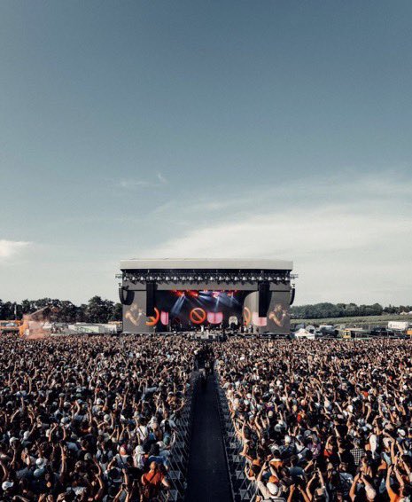 Kulturlesite_'s tweet photo. 🚨Le dernier jour des Ardentes est annulé, Suite aux prévisions météo !

▫️Booba
▫️ MetroBoomin
▫️SDM
▫️Kekra
▫️Freeze Corleone
▫️Niska
▫️Central Cee
….

Aucun de ces artistes ne performera donc. https://t.co/yHIBW1ZGxg