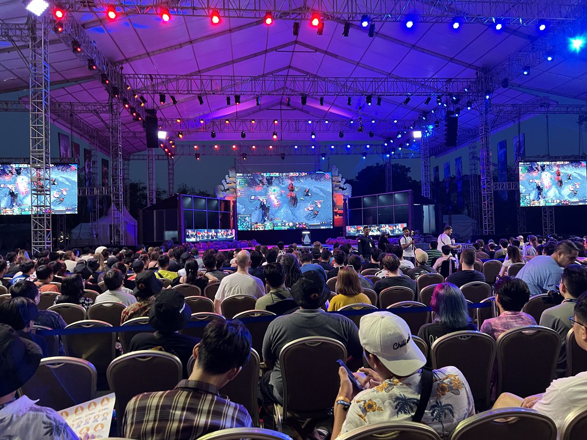 yimahk's tweet photo. 激战正酣! #Dota2 #GGVSLIQUID
谁能赢下决赛! @Bitget_zh 在巴厘岛带你现场看dota2 #balimajor #bitget https://t.co/elMvDYQP0d