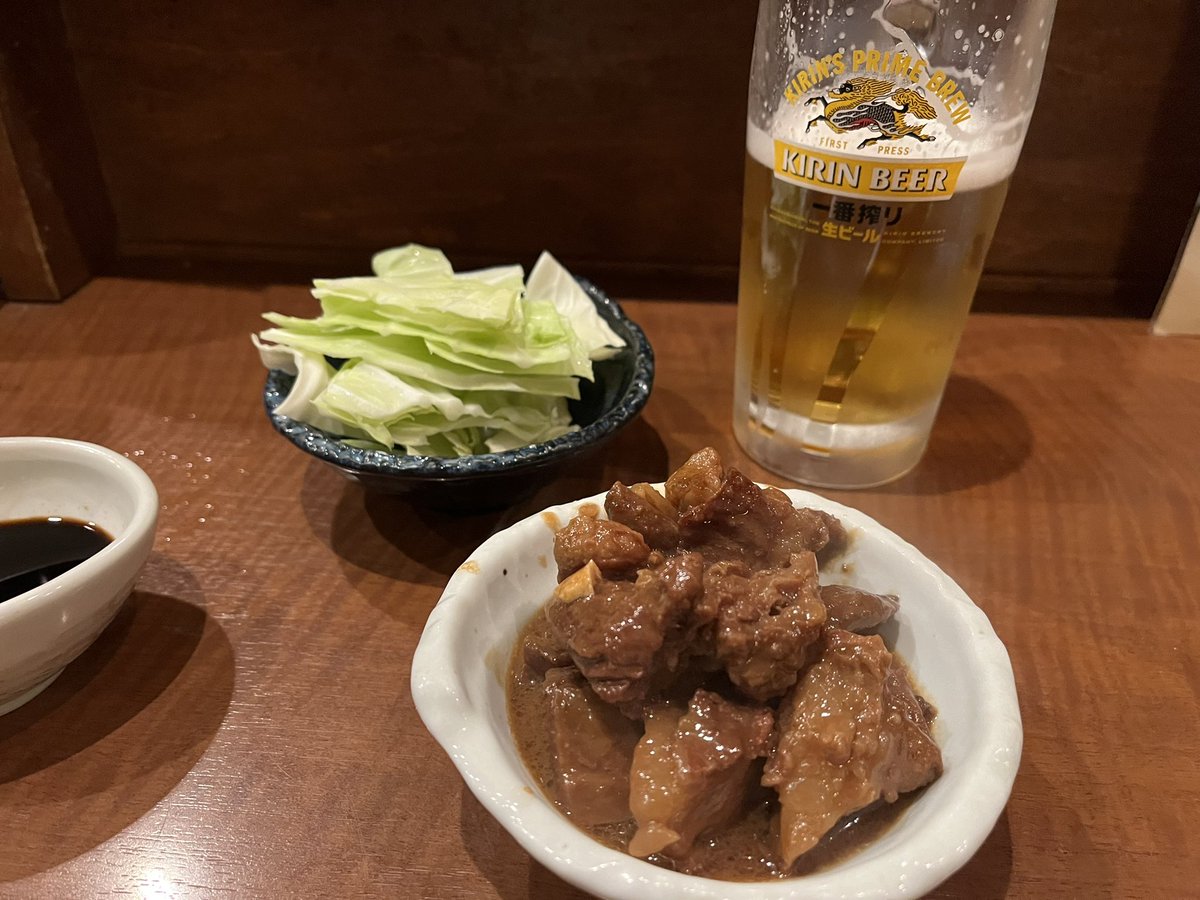 1208Ats's tweet photo. とてもよかったので
多幸間に溢れて
思わず飲み屋に入ってしまった。
テンション上がってたので
思わず写真撮る前に飲んでしまった。
味噌牛すじと味噌おでんがおいしい。。 https://t.co/aCX5yp0Knx