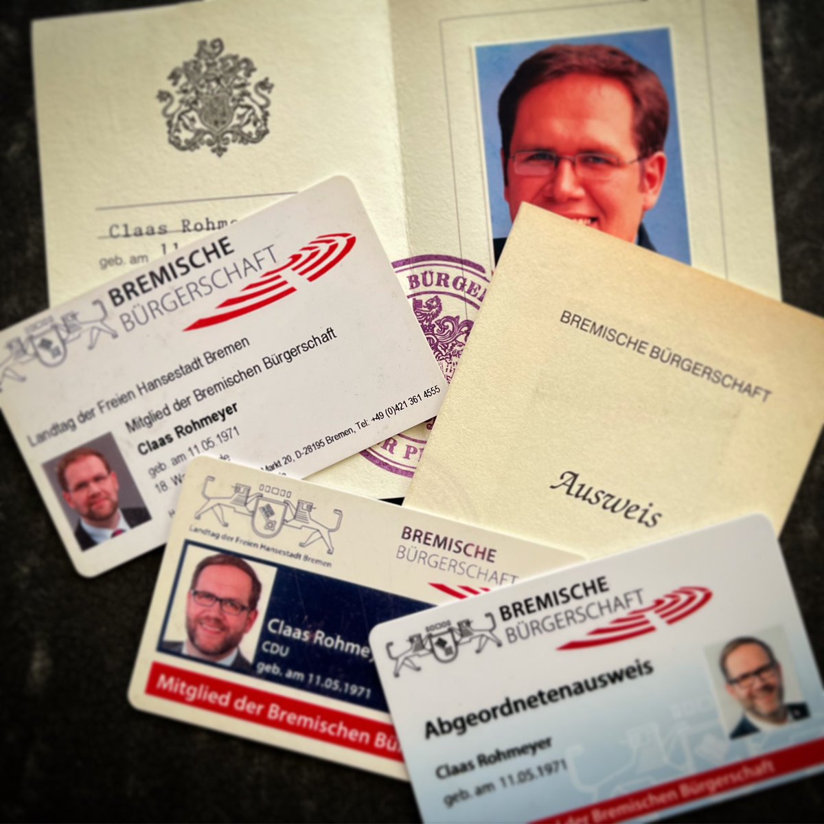 claasrohmeyer's tweet photo. Am 9. 7. 1999 wurde ich Abgeordneter der @HBBuergerschaft, das war heute vor 24 Jahren. Ich bin immer noch dankbar und stolz, das ich immer wieder das Vertrauen geschenkt bekommen habe, für Bremerinnen & Bremer Politik machen zu dürfen
#claasklar #HBBue #MdBB #CDU #Bremen #Moin https://t.co/5obCss2h2L