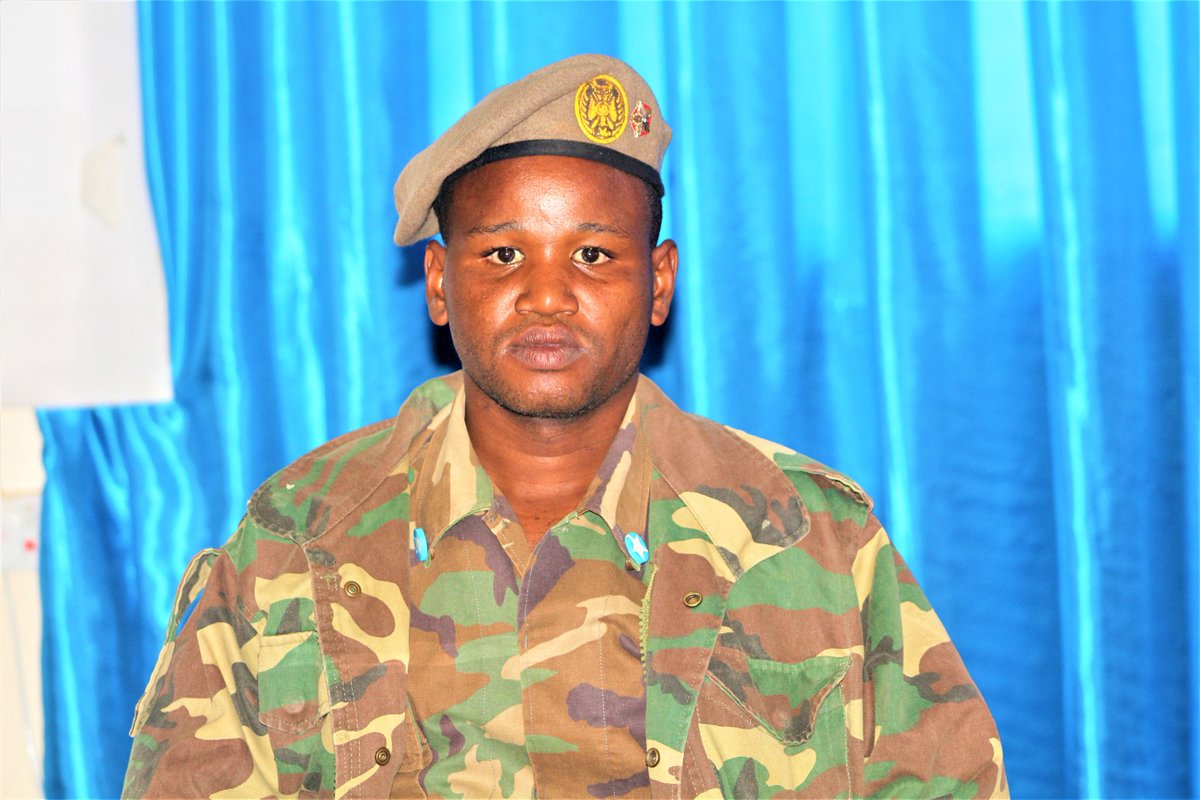 60thDivision's tweet photo. Officers and Deputy Officers of the 60th Division of the SNA today in Baidoa City were opened a training on the safety of children, and this training was organized by the Ministry of Defense of Somalia and the Somali National Army Command
@60thDivision 
@SNAForce https://t.co/tYBft8N0Cr