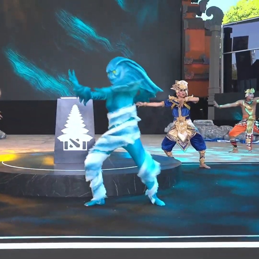 PolymarketDota2's tweet photo. Enemy Morphling vs My Morphling https://t.co/thtlOrhmeo