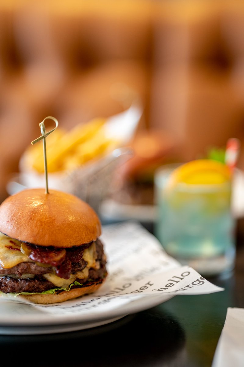Open from 12pm today… Come Say Hello 🍔❤️

Brunch returns next weekend from 9am #YouHadMeAtHello #Sidcup