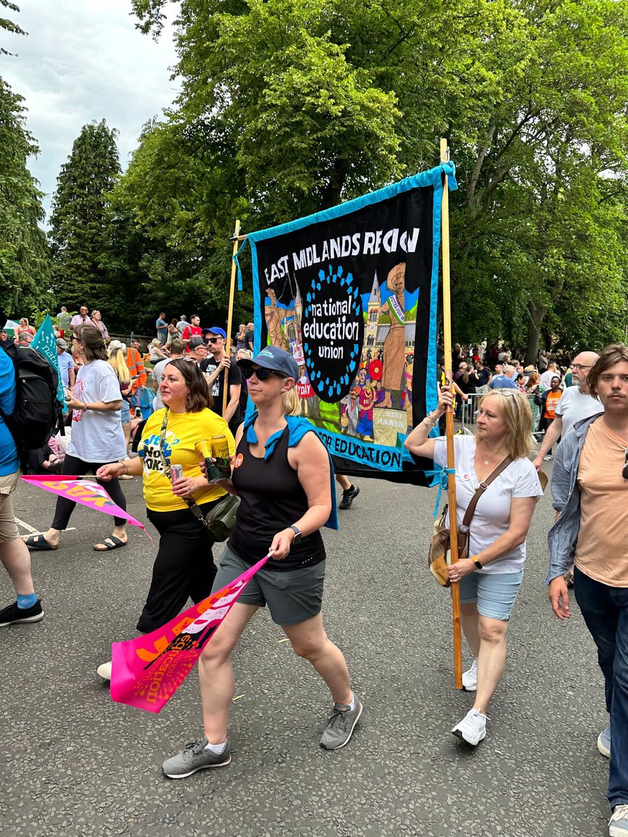 sylviamoo's tweet photo. Durham Miners’ Gala. Superb. https://t.co/ovYftF8BaQ
