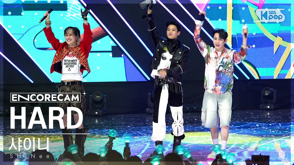 kpop_sbs's tweet photo. [🎥#앵콜캠] 샤이니 - HARD

샤이니는 이제 시작이에요.  
샤이니 진짜 대박이다~ 샤월 진짜 대박이다~
1위 진심으로 축하드립니다✨

#인기가요 #샤이니 #SHINee #HARD @SHINee

🏆https://t.co/9kk9c5qfax https://t.co/gCy6GPTh4j
