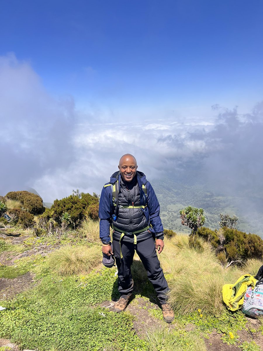 jmmuriithi's tweet photo. Gdmng &amp; a blessed Sunday. 2 months ago decided to start hiking, what a thrilling experience &amp; self challenge it’s been to me. Yesterday was elephant hill in Aberdare’s. Challenging &amp; nice with beautiful scenery https://t.co/sj35GKIKtv