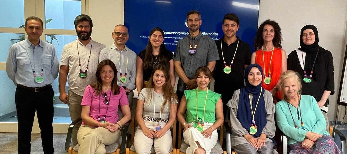 Çevre Bilincinin Arttırılması Yoluyla Gençlere Yönelik Sosyal Uyum Çalışmaları isimli Erasmus+ projemiz kapsamında Viyana'da düzenlenen ilk toplantımızı ve çalıştayımızı gerçekleştirdik. <a href="/ulusalajans/">Türkiye Ulusal Ajansı 🇹🇷 Turkish NA</a> <a href="/Gocidaresi/">Göç İdaresi Başkanlığı</a>