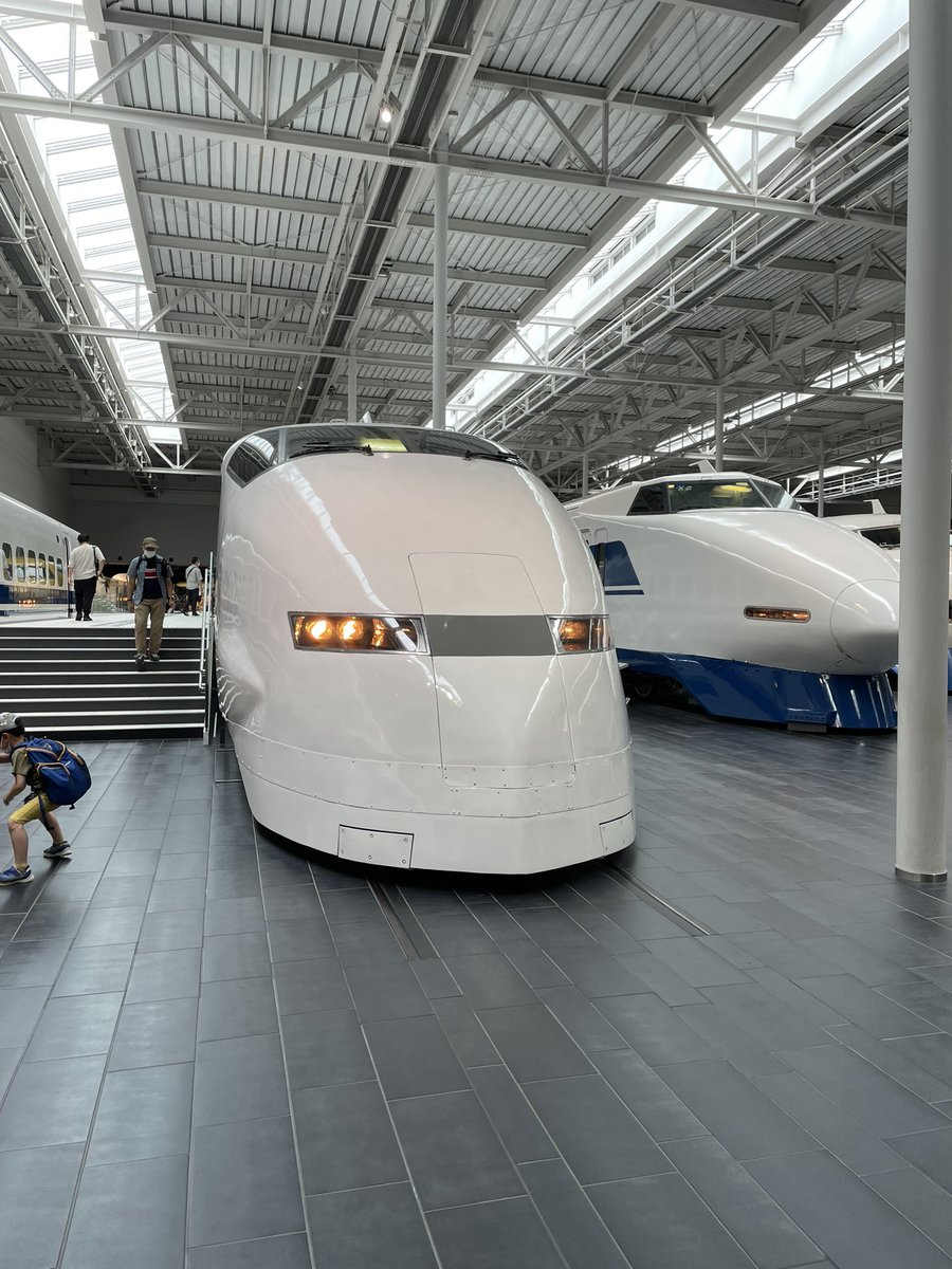 ヒカリアン！！ https://t.co/BJAEH6mQ0O