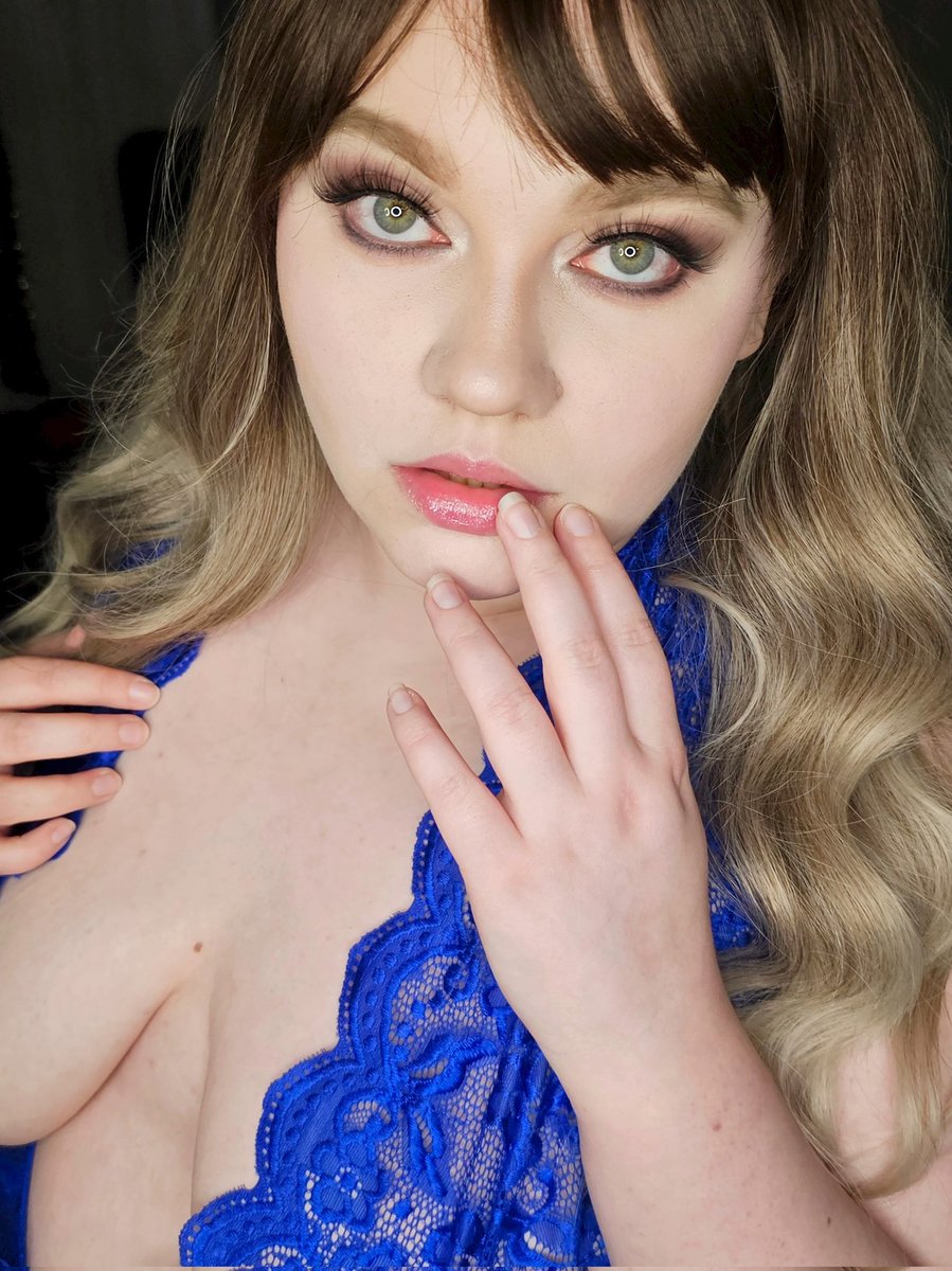 CandyKay2023's tweet photo. Uh, I might have showed a bit more on my OF's side 👀" Oops.. It's getting filled as we speak. The profile, I mean.. But I like how you think 😉💦

#ContentCreator #OnlyFans #OF #onlyfansmodel #boudoir #lingerie #gettingmypagesetup #foryourpleasure https://t.co/76ayywTW6u