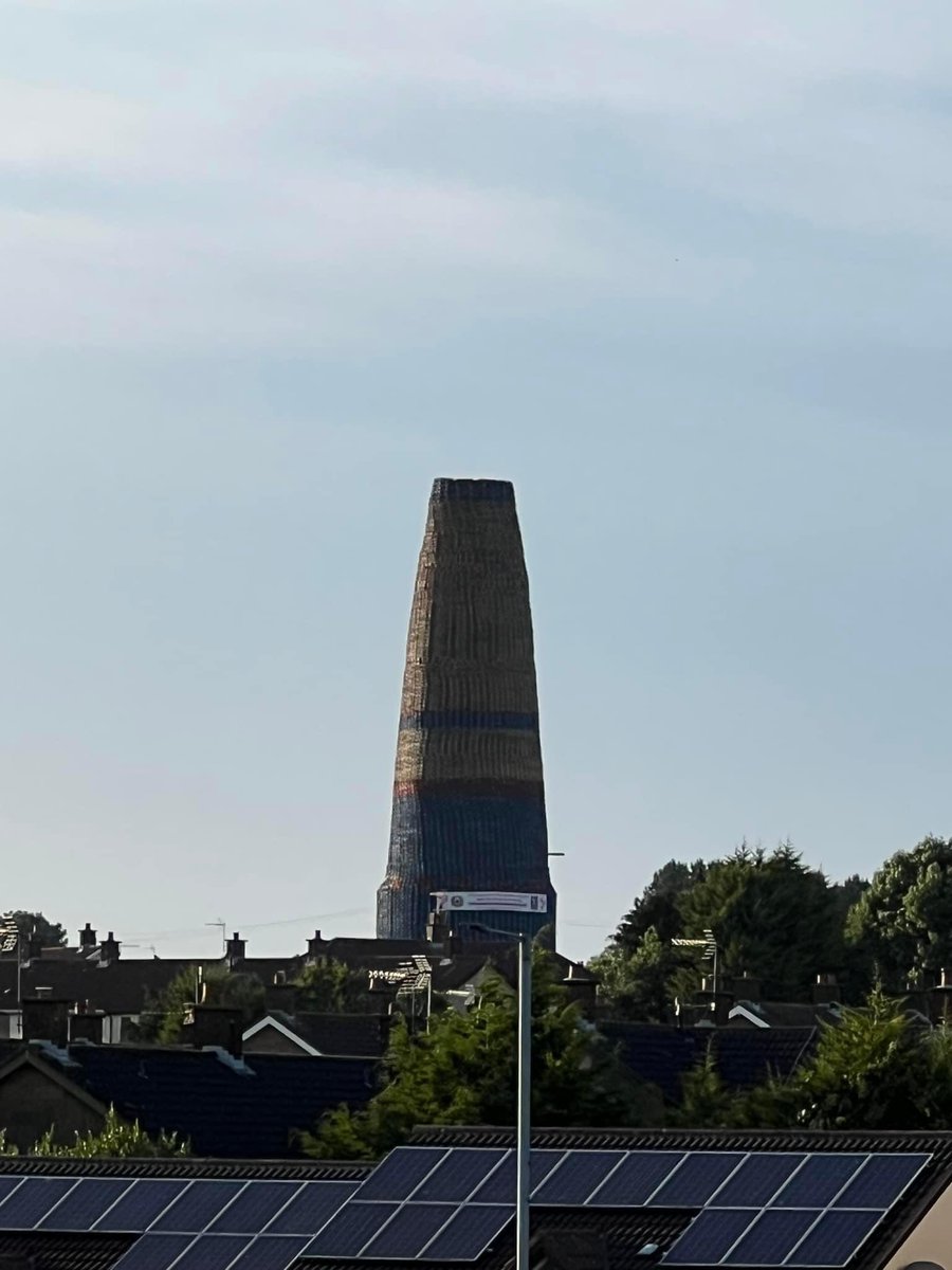 JamieBrysonLLB's tweet photo. Absolutely incredibly. The lads at Craigyhill have put so much work in for their cultural event &amp; associated festival. https://t.co/i6FcrZQR9h