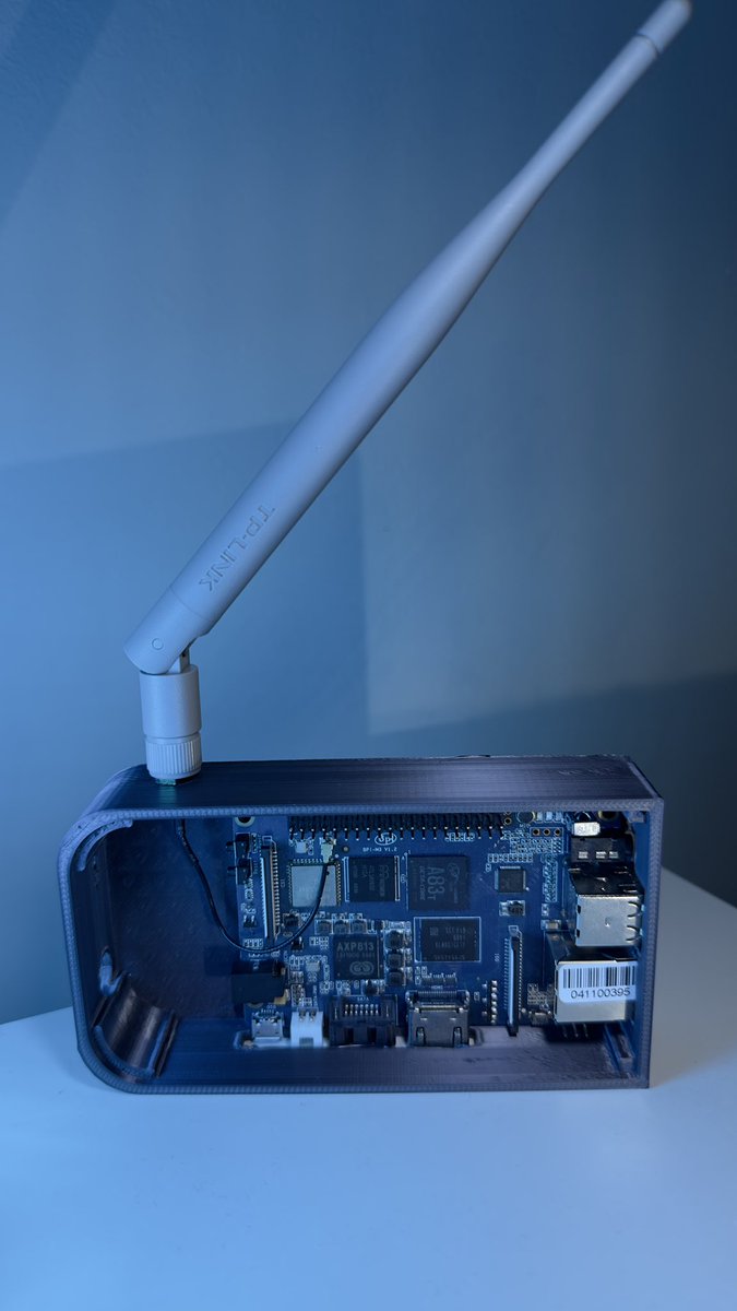 WAlmasarani's tweet image. youtu.be/54qtV8BrDjk
Bere I am sharing with you my experience with #bananapi BPI-M3 board
#arduino #esp32project #aprogramming #embedded #esp32 #altiumdesigner #altium #iot #IoTCommunity #microcontroller #pcbprototype #pcbuilding #pcbway #pcbdesign #pcb #embedded