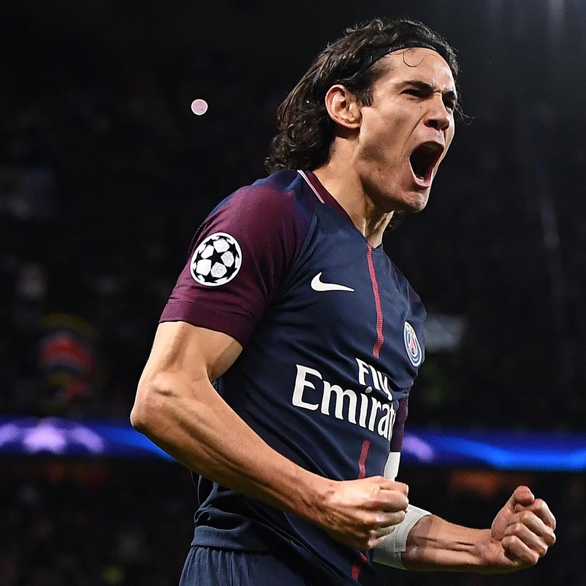 Dark_Dev0's tweet photo. Si vous avez un joueur à citer, le meilleur, le plus légendaire par rapport à un club lequel ce serait🤔

Pour commencer on va faire les clubs de ligue 1🇫🇷

Quel joueur est le plus emblématique/légendaire du club du Paris-Saint-Germain 🔴🔵

#PSG #Paris #Mbappe #MbappeAuCameroun https://t.co/3clLhSPmzJ