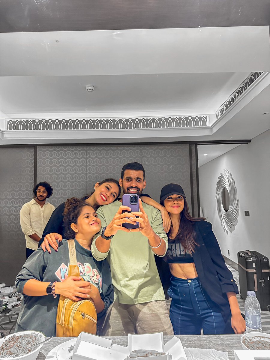 Avinashboard's tweet photo. Had a great time with best people at SIIMA Curtain Raiser Event in Dubai
#SIIMA2023 #Dubai #MrunalThakur #Rana #Benchmarktalents https://t.co/CVEcr3JWCa
