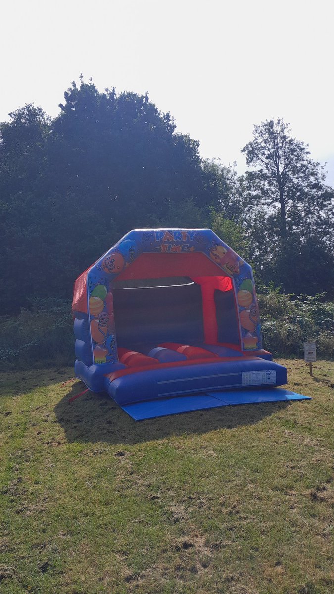 The Bouncy Castle is Ready for #TiptonFunDay

 Join us from 11am to 3pm today Sunday 9th July DY4 9BB. 

#facepainting
#henna
#magicshows
#Canoeing

#FurnaceParade
#factorylocks
#Tipton
@CRTWestMidlands