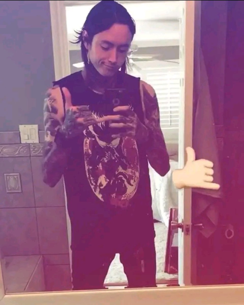 NOAH DAILY ʘ (@noahsebbedaily) on Twitter photo 