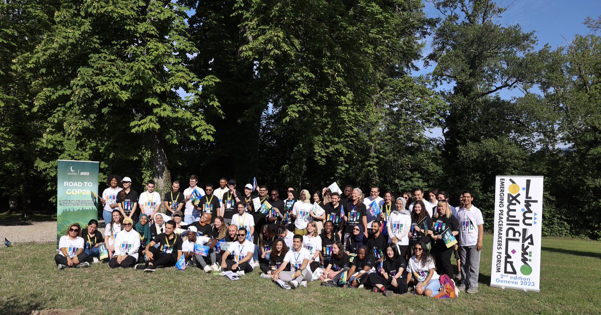 Oikoumene's tweet photo. Participants at the Emerging Peacemakers Forum send a message of hope to #COP28 #EPF2 #emergingpeacemakersforum #WCC https://t.co/B9f4smiHLL https://t.co/fGd7bSXn3D