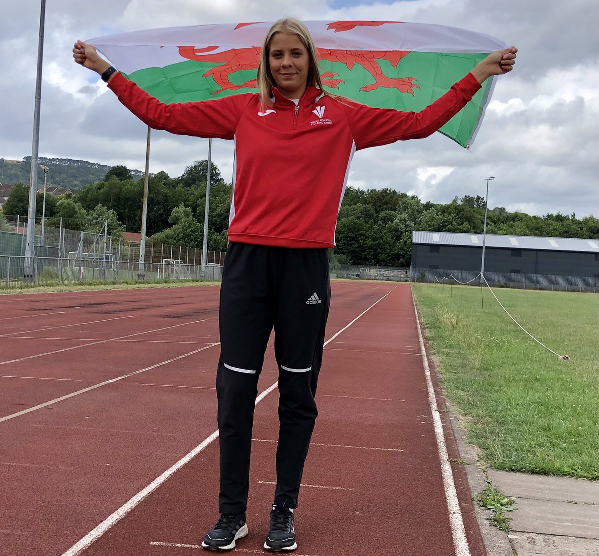 JAitch-NHarriers tweet media