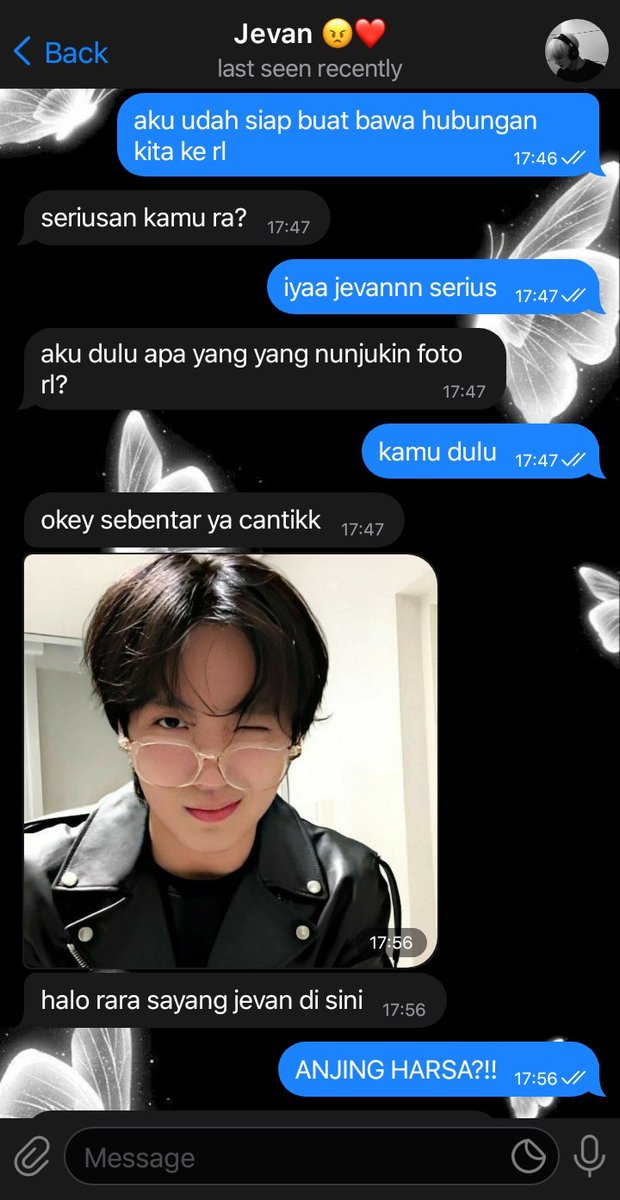 "tetangga lo yang nyebelin ternyata pacar rp lo"

Lee Haechan ft. Jeno few tweets au
— write by. malleejn