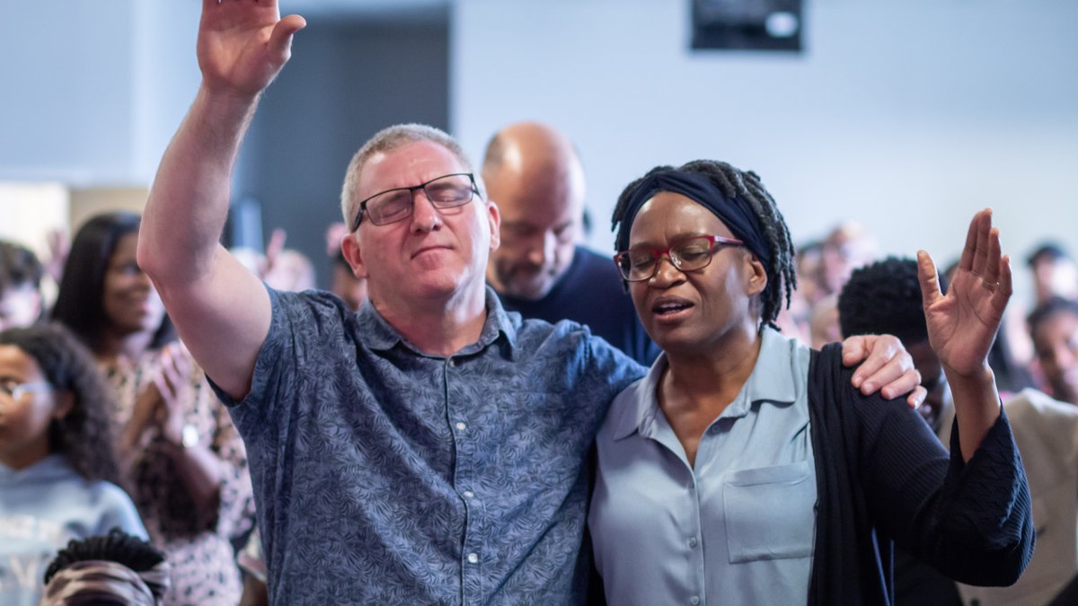 ONE HOUR TO GO! We are looking forward to seeing you all this morning online as we come to give God all the praise and worship he deserves. Click on the link to join us youtube.com/c/igatewayuk #livestreaming