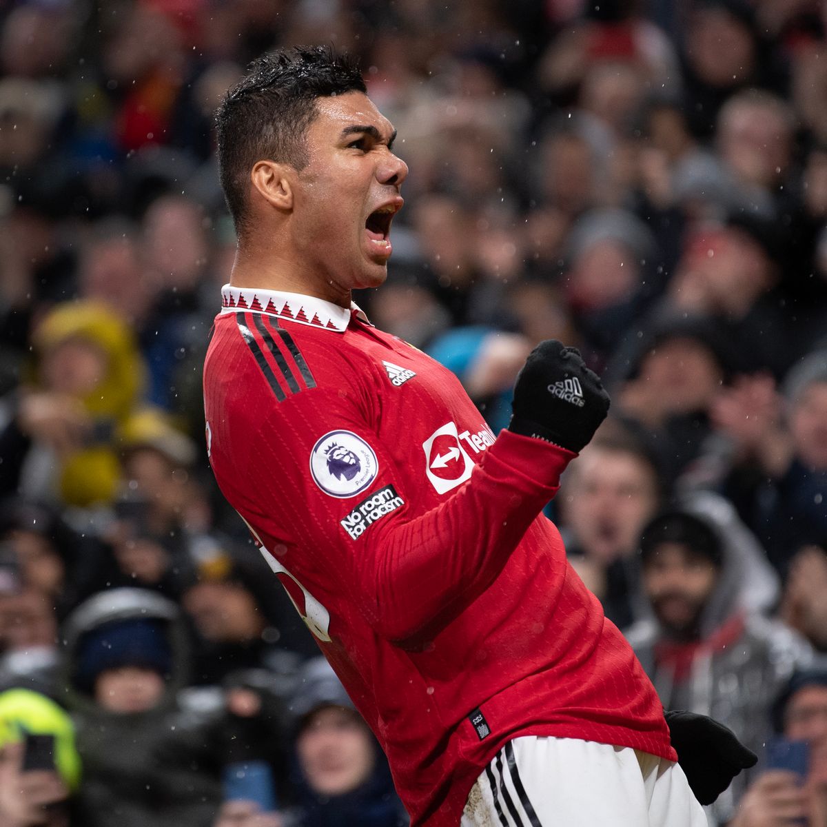 utdmotion's tweet photo. Who should be the next Man United Captain?

Bruno Fernandes or Casemiro. https://t.co/d3PXj2lwvH
