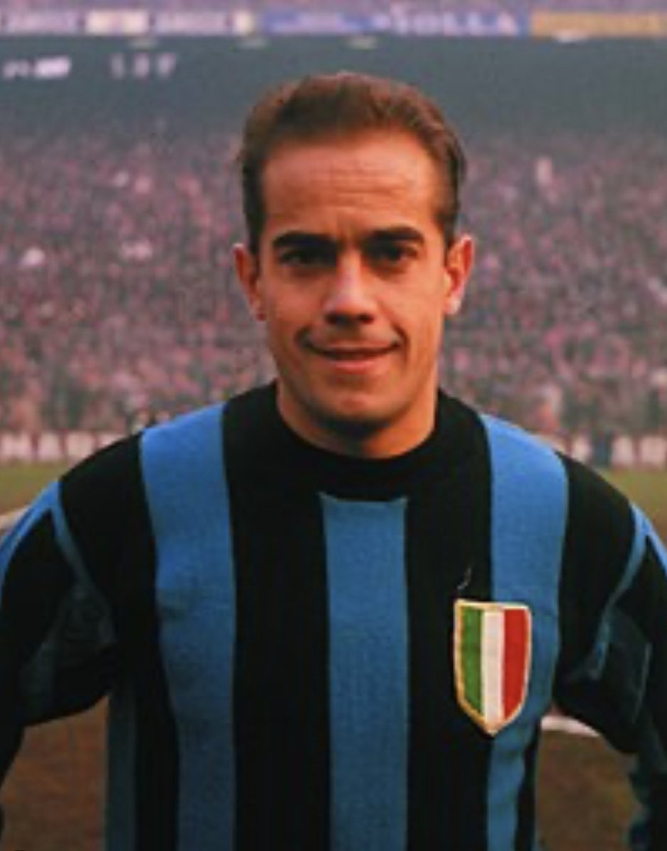 Cdbreogan's tweet image. Una pena tener que despedir a otro grande del fútbol Luis Suárez, una de las leyendas más grandes del fútbol español y del fútbol mundial, y el primer y único jugador español ganador de un Balón de Oro, en 1960.D.E.P