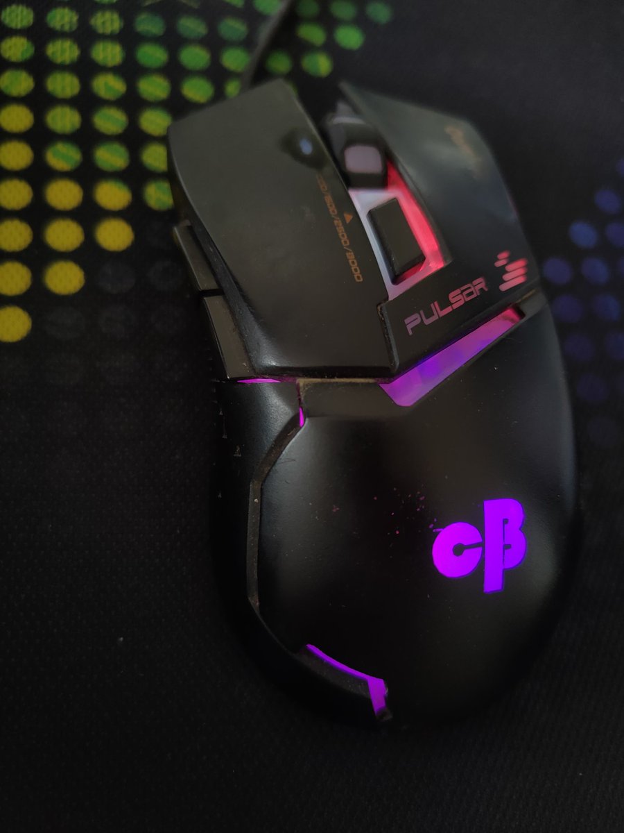 AdityaTathod141's tweet image. @cosmicbyteindia It's been 6 years of this mouse..Love it...#keepgaming....