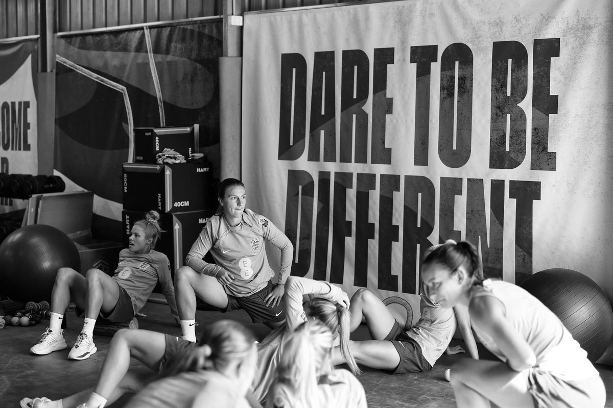 Lionesses's tweet photo. Dare to be different 💪 https://t.co/9MiF5g06NE