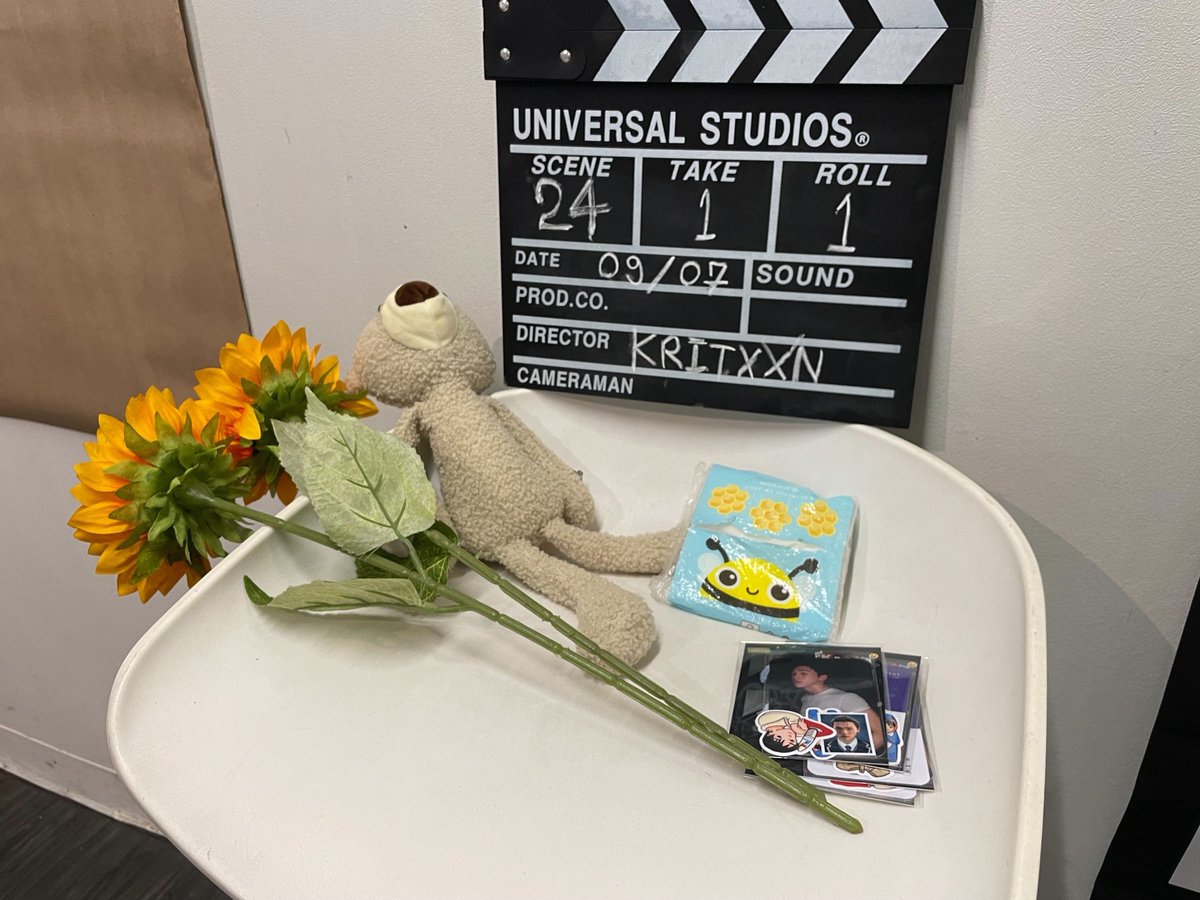 MydaddyKRITTIN's tweet photo. KRITTIN Mini Gallery | #happyKRITTINday
มาเก็บความทรงจำในวันเกิดของกฤตกัน 🧁🦈🎬
#KRITTINscene24th
#krittingangster #KRITTIN_PERSES
#PERSES #PERSES_TH #เพอร์เซส https://t.co/tTLvkuAwxo