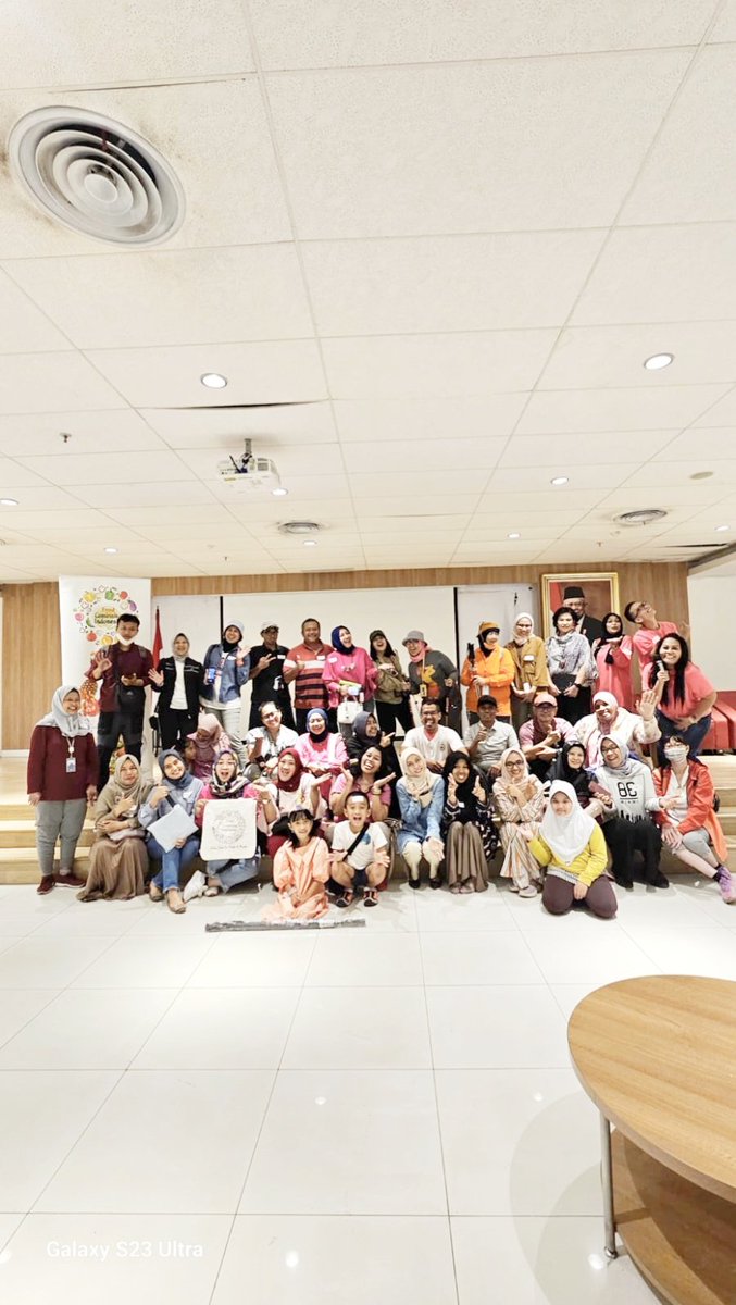 erikarlebang's tweet photo. Thank you udah dateng dan meramaikan acara

#FoodCombiningIndonesia 
#CommunityInitiativeProgram https://t.co/er9yWjZ3Q5