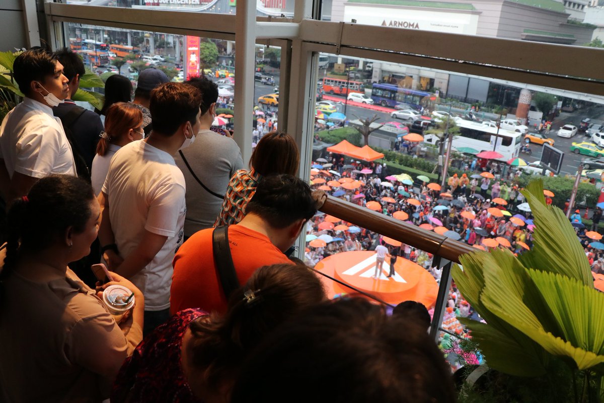 Mathias Peer tweet media