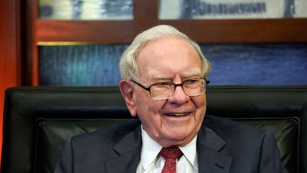 Dividend stocks: 3 stocks account nearly half of Warren Buffet's dividend income; Apple, OXY, BofA -  [ Read here : https://t.co/XtTHYz0u4P ]

#nse #bse #stock #nifty https://t.co/oOIh5hak4T